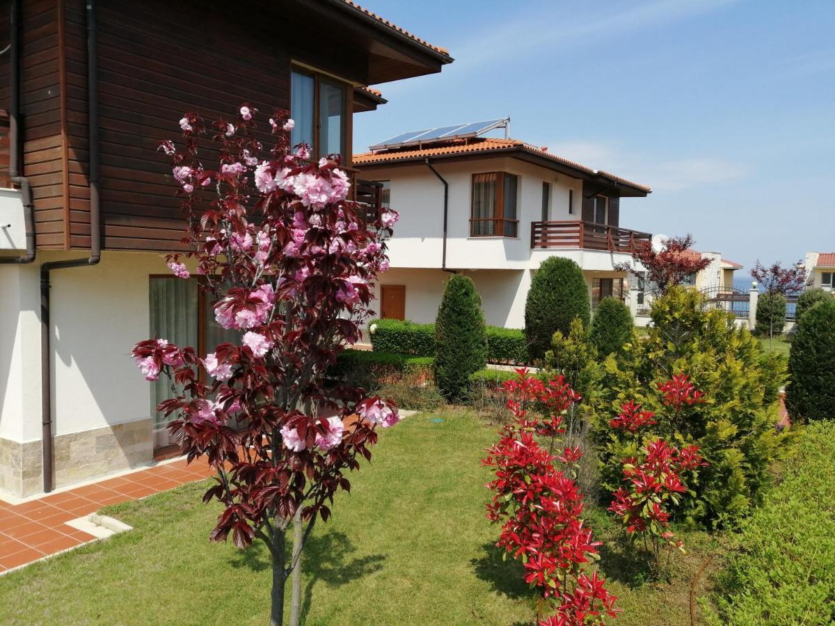 Villas In Complex Trakiyskiy Bryag 로제넷츠 외부 사진